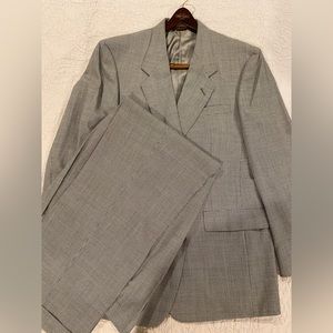 Oak Hall Suit in Australian Wool approximately 44R